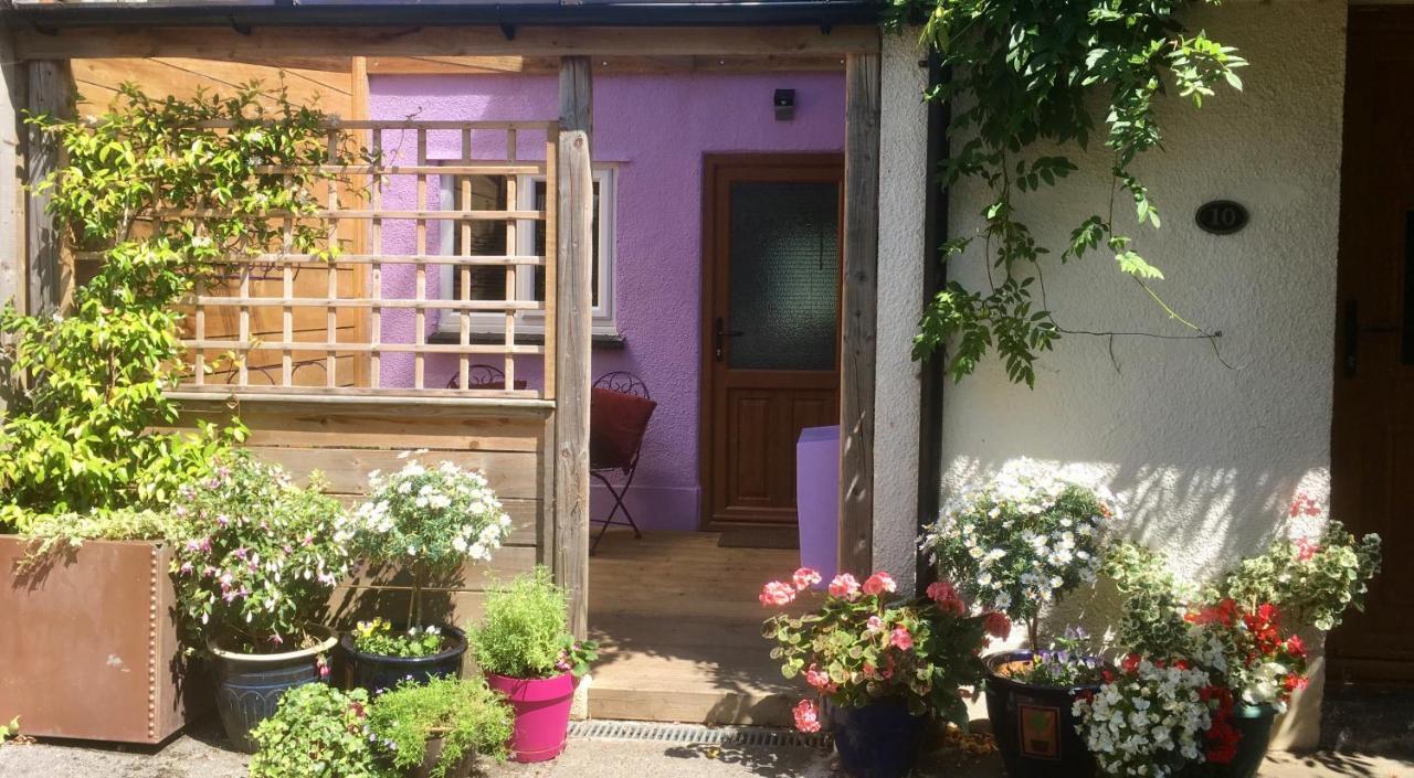 Cute Self-Contained Guest Room With Ensuite And Private Decked Porch In Glastonbury Bagian luar foto